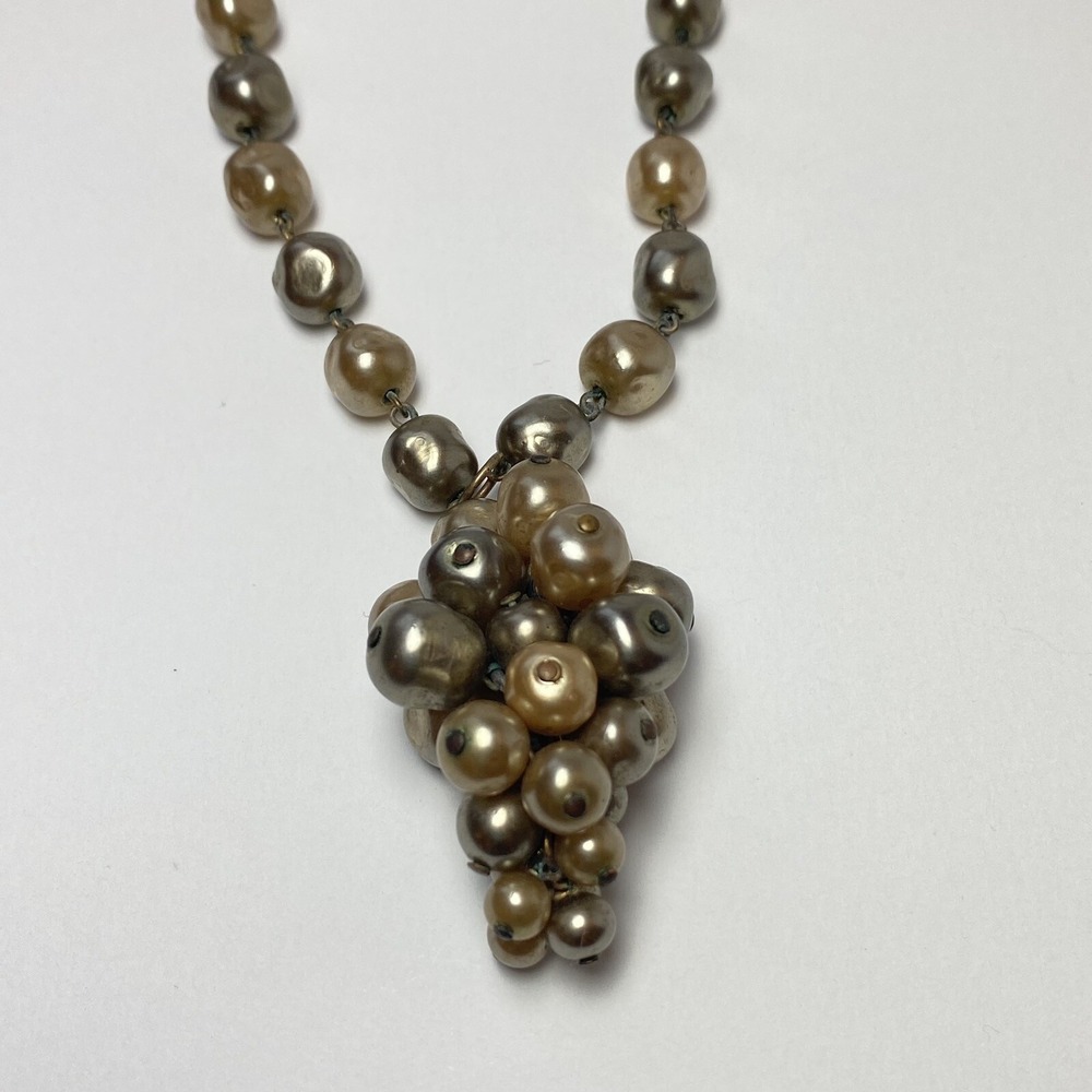 Vintage Champagne Gray Glass Baroque Pearls Graduated Cluster Pendant Necklace - Picture 8 of 14
